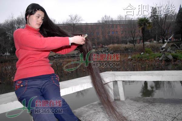 12年,头发长到了1米9