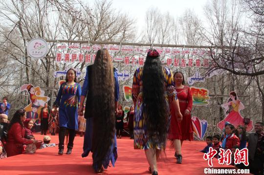 点击图片翻到下一页>>