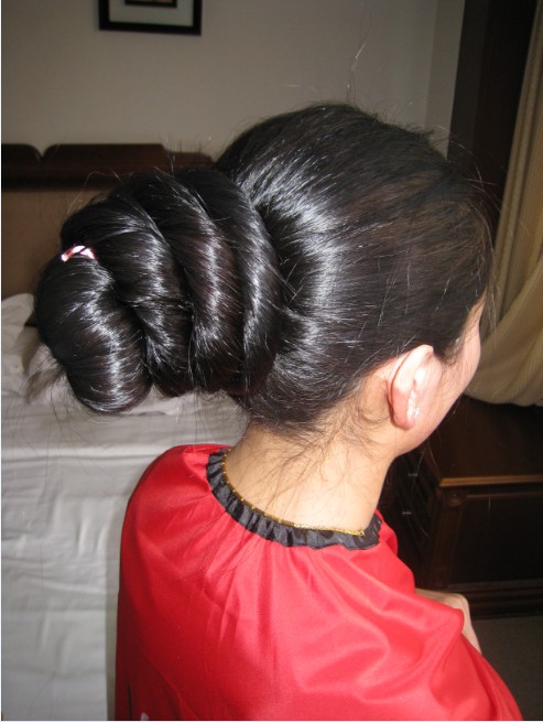 藏族长发姑娘美朗多吉1