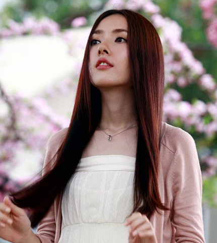中国长发网 长发图片 长发名人 正文 郭碧婷是一个氧气美女,无论